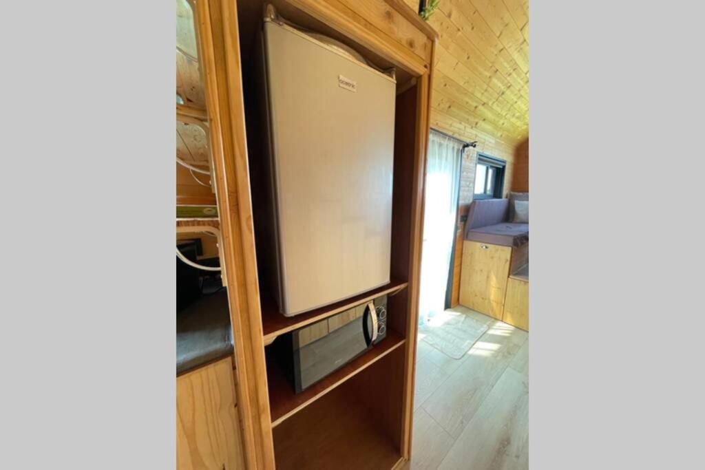 Myinsolite - Tiny-House, Jacuzzi, Brasero, Piscine 艾格-莫尔特 外观 照片
