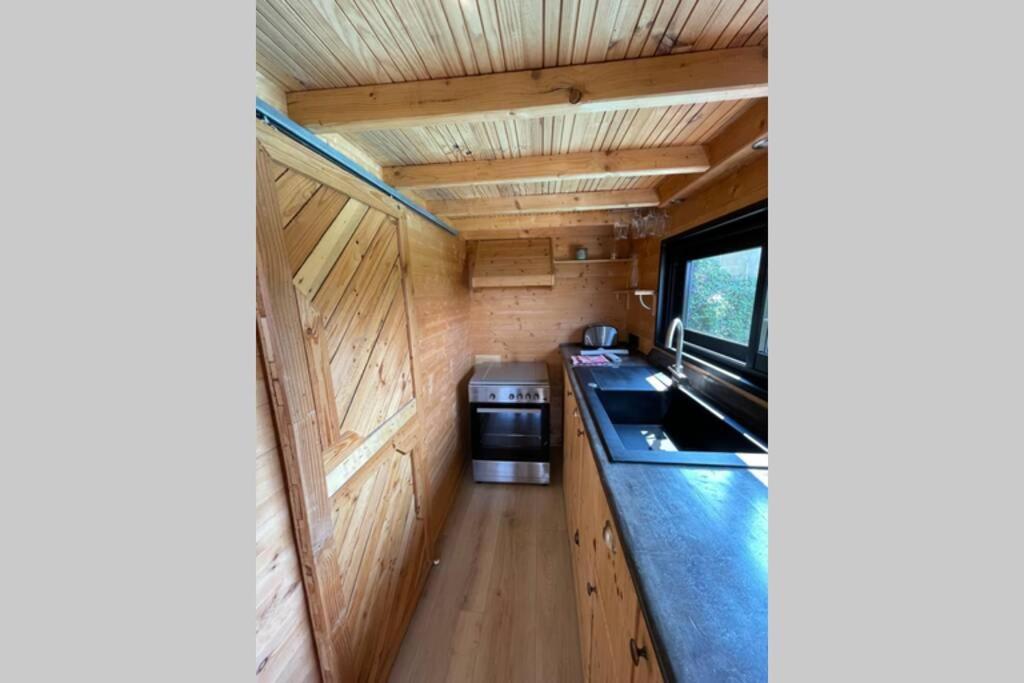 Myinsolite - Tiny-House, Jacuzzi, Brasero, Piscine 艾格-莫尔特 外观 照片