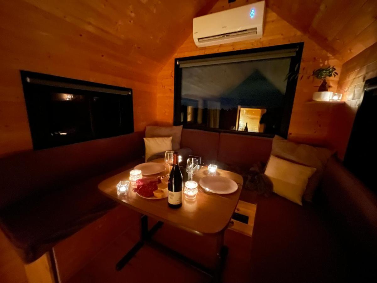 Myinsolite - Tiny-House, Jacuzzi, Brasero, Piscine 艾格-莫尔特 外观 照片