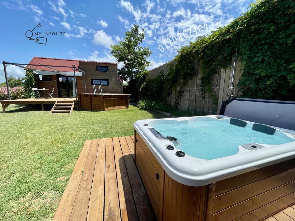Myinsolite - Tiny-House, Jacuzzi, Brasero, Piscine 艾格-莫尔特 外观 照片
